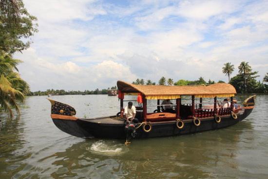 Golden Beach Home Stay Alappuzha Exterior photo